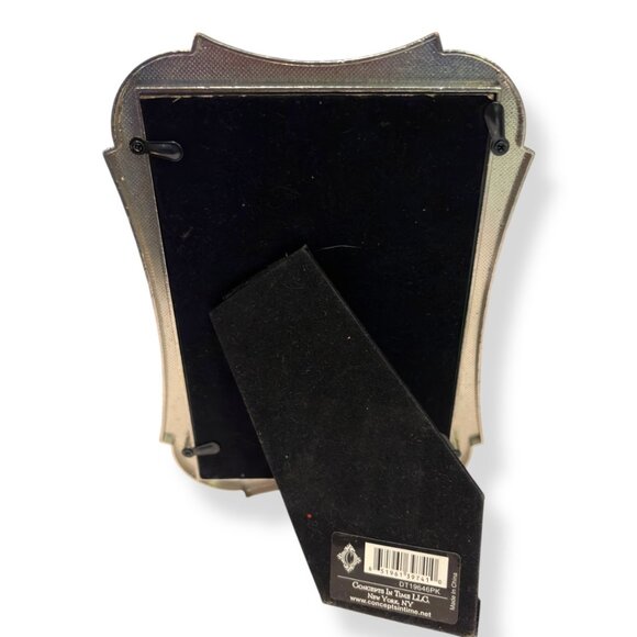 Y2K Photo Frame Silver Metal Pink Enamel Girl 4x6 Photo Barbiecore Dopamime - Picture 6 of 6